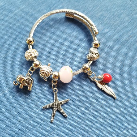 🐘🪶Silver-tone Charm Cable ADJUSTING ONE--SIZE-FITS-MOST Bracelet - NWOT🪶🐘 - Picture 3 of 6